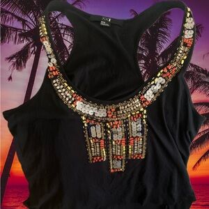 Pre Owned Women’s Forever 21 XXI Decorated Sleeveless Top Sz Med Fashionable